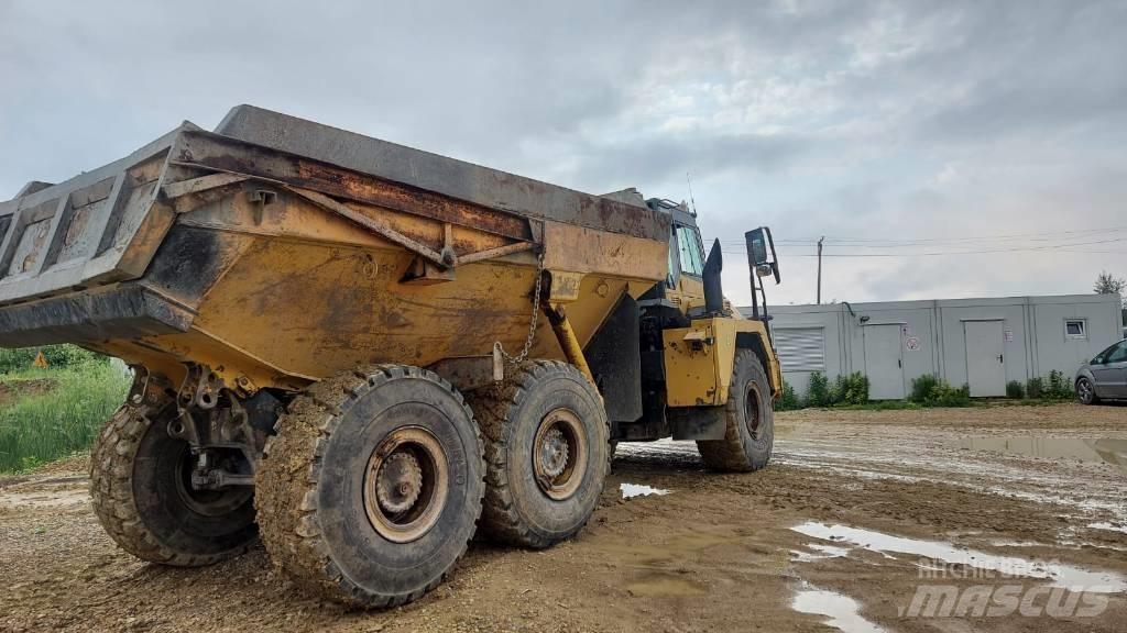 Komatsu HM300-2 Zglobni demperji