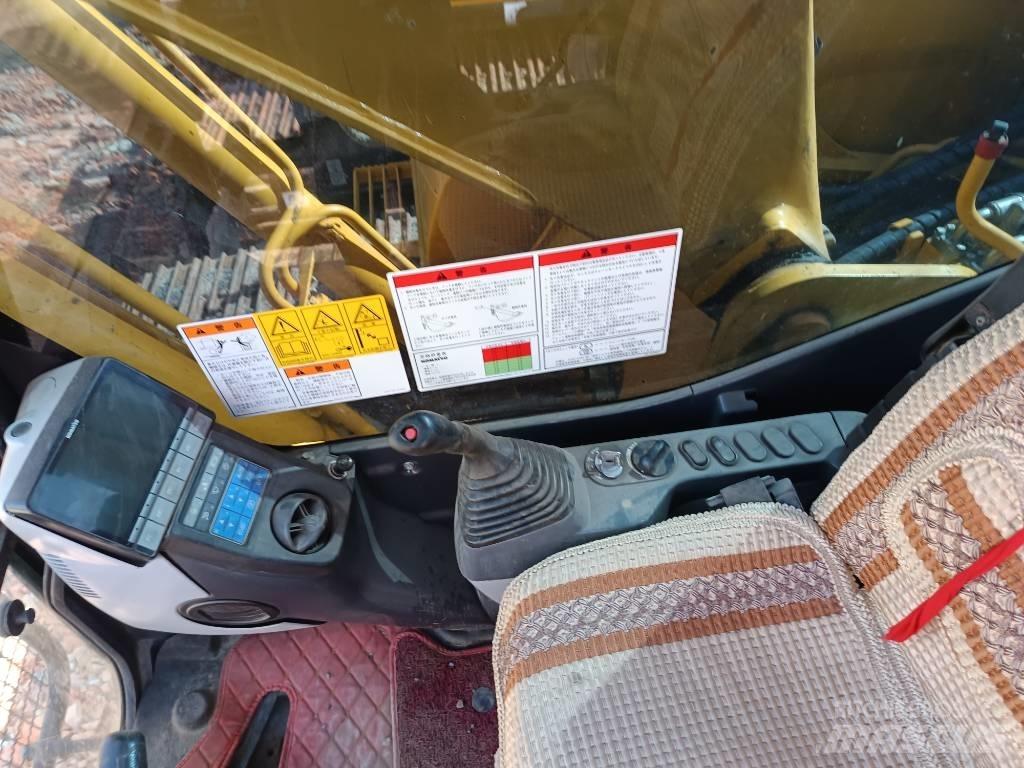 Komatsu PC200 Midi bagri 7t – 12t