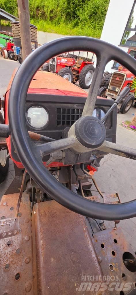 Massey Ferguson 390 Traktorji