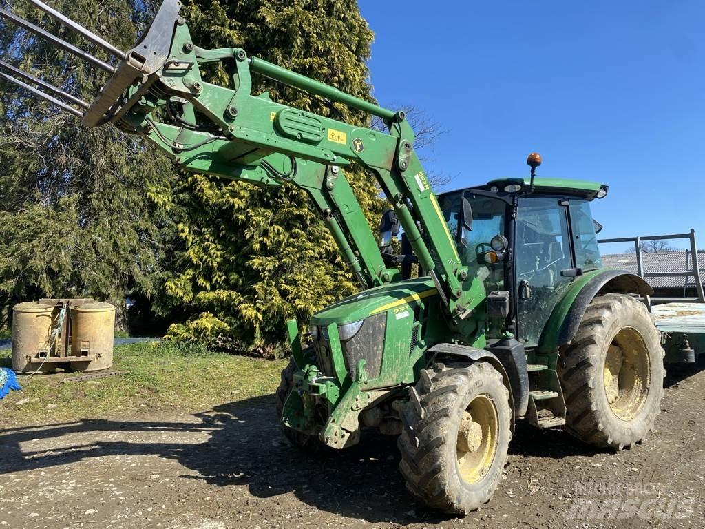 John Deere 5100 R Traktorji