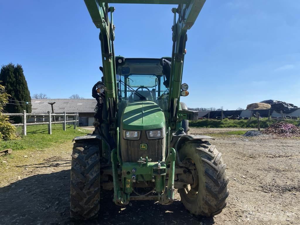 John Deere 5100 R Traktorji