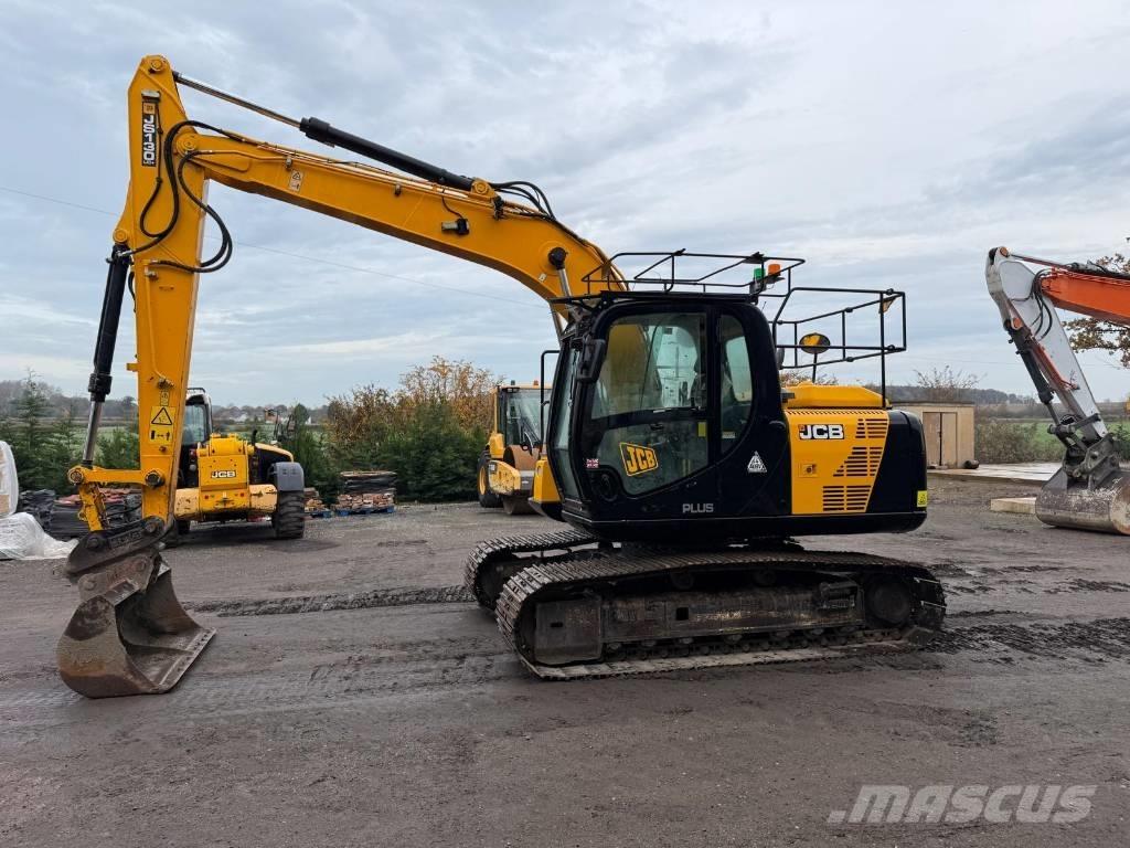 JCB JS 130 LC Bagri goseničarji