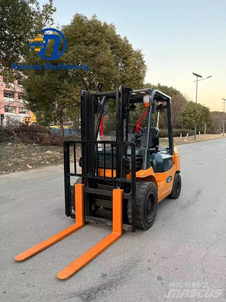 Toyota FD 30 Dizelski viličarji