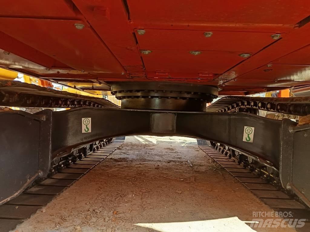 Doosan DX 150 LC Bagri goseničarji