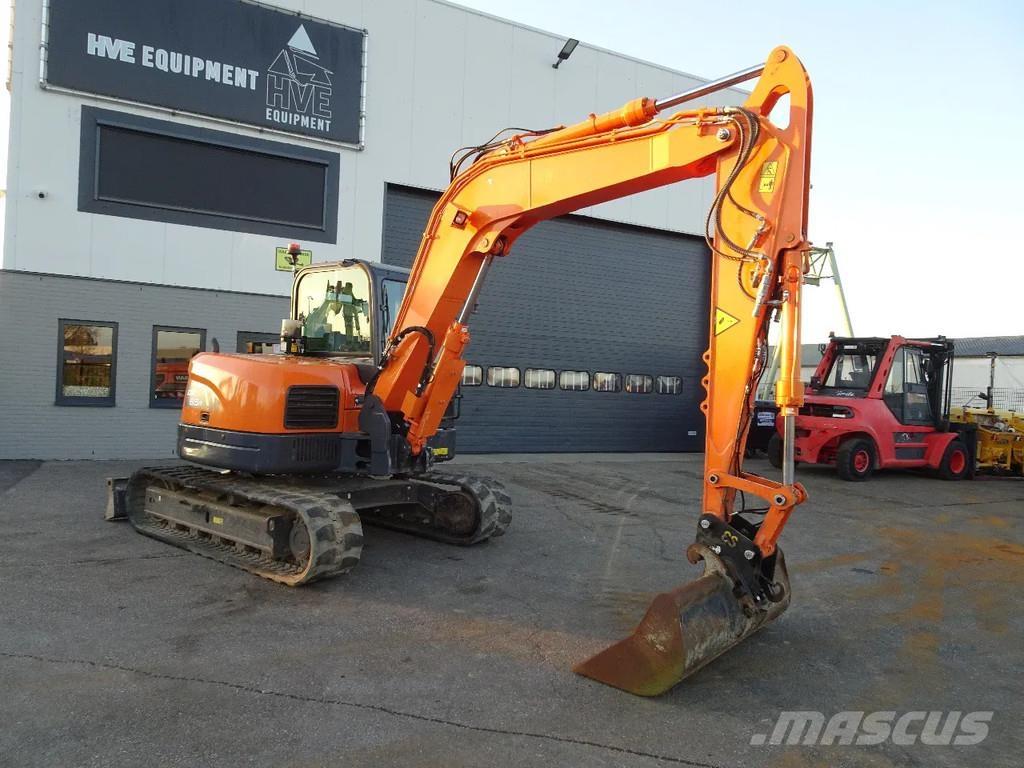 Doosan DX85R-3 Bagri goseničarji