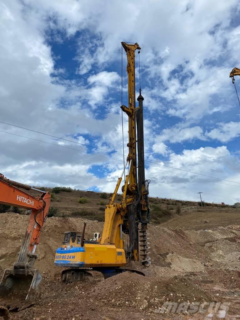 Bauer BG 24 H Težki vrtalni stroji