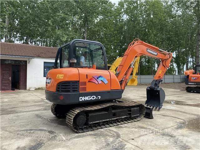 Doosan DH 60-7 Mini bagri <7t