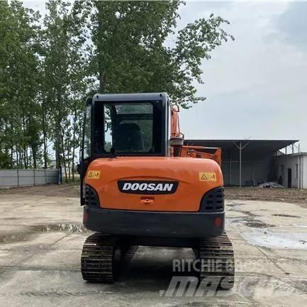 Doosan DH 60-7 Mini bagri <7t