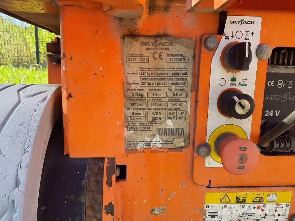 SkyJack SJ III 3219 Škarjaste dvižne ploščadi