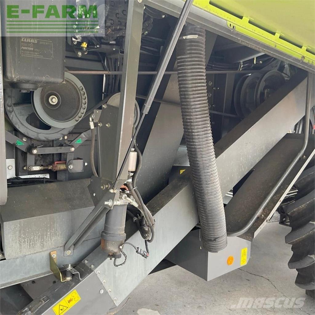 CLAAS AVERO 240 Kombajni