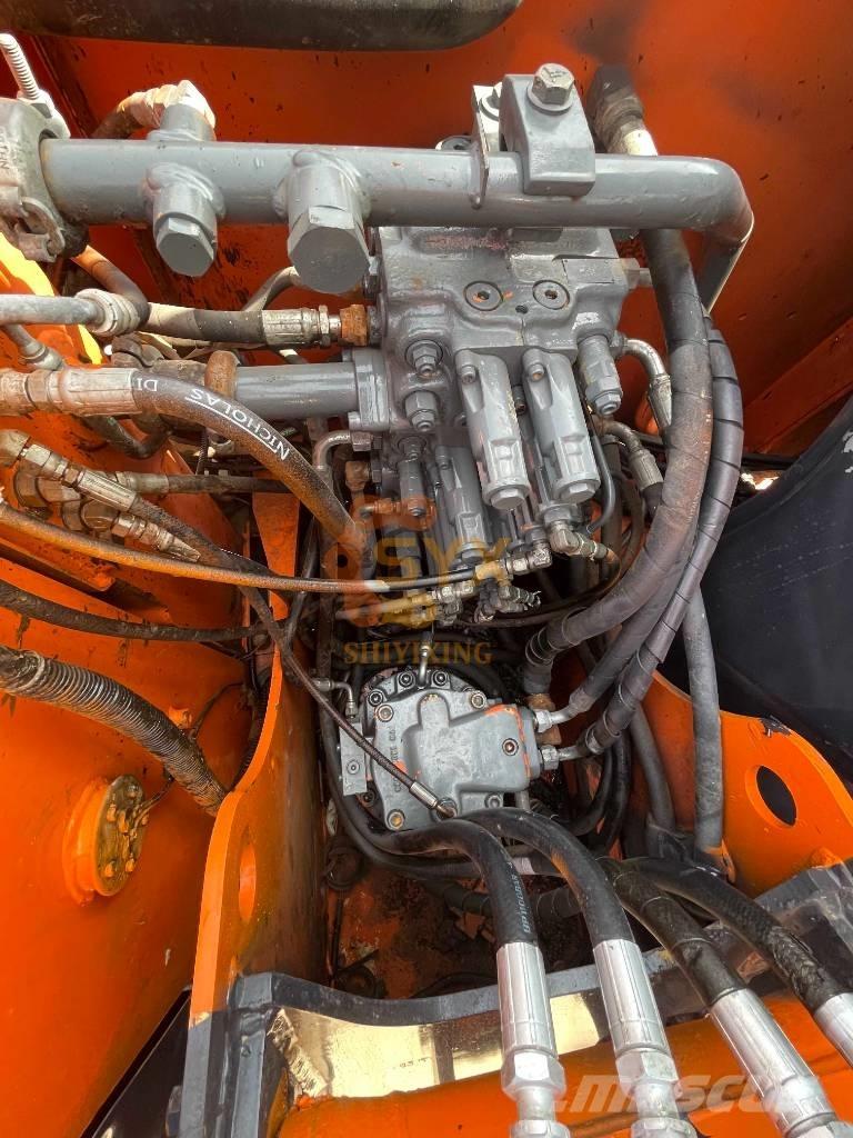 Hitachi ZX 70 Midi bagri 7t – 12t