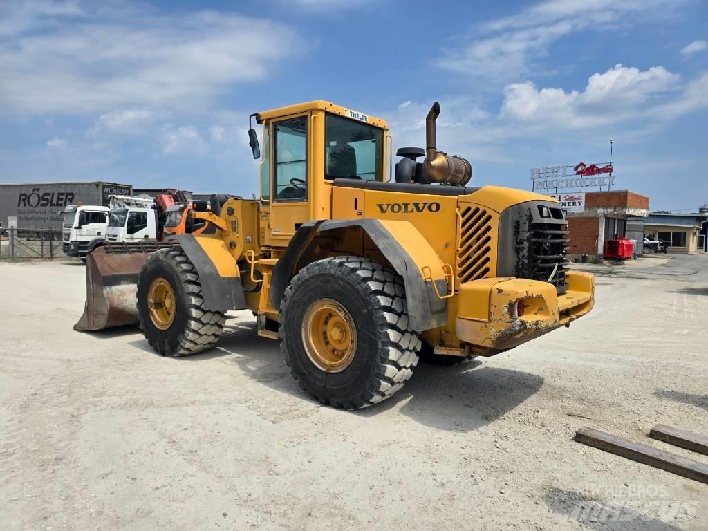Volvo L 120 E Kolesni nakladalci