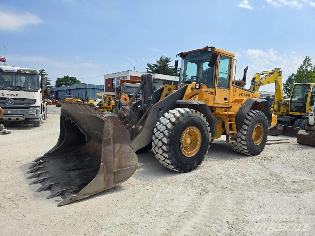 Volvo L 120 E Kolesni nakladalci