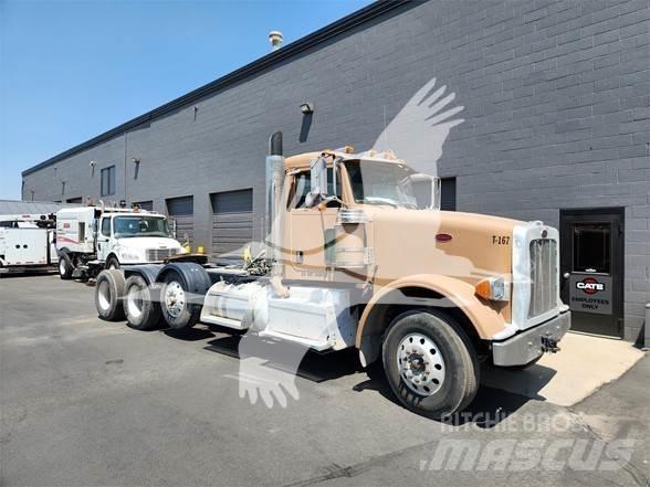 Peterbilt 367 Vlačilci