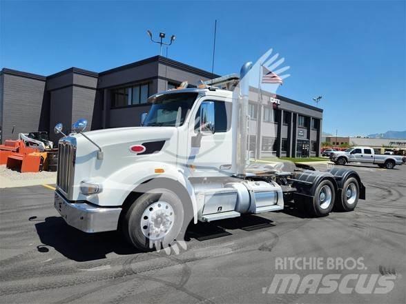 Peterbilt 567 Vlačilci