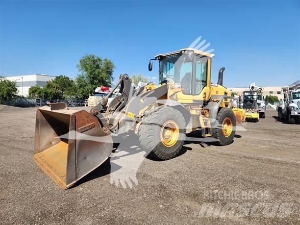 Volvo L70G Kolesni nakladalci