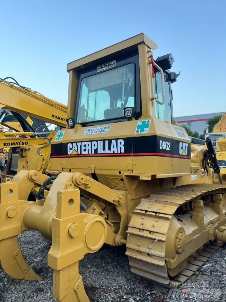CAT D 6 G Buldožerji goseničarji