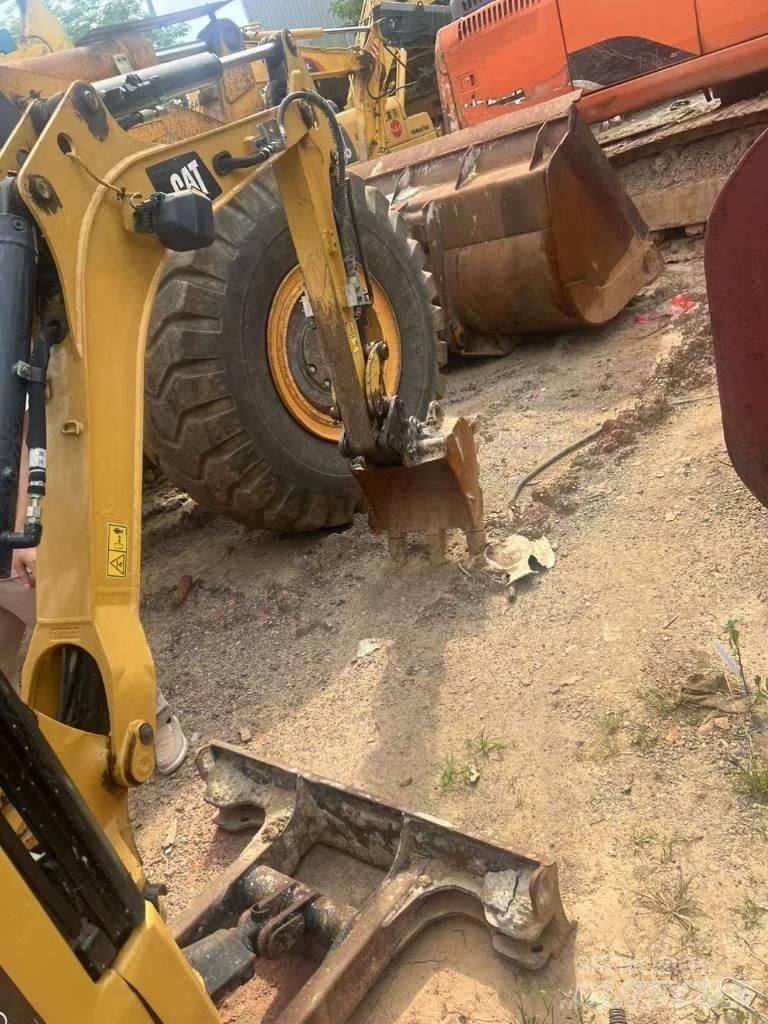 CAT 301.7 Mini bagri <7t