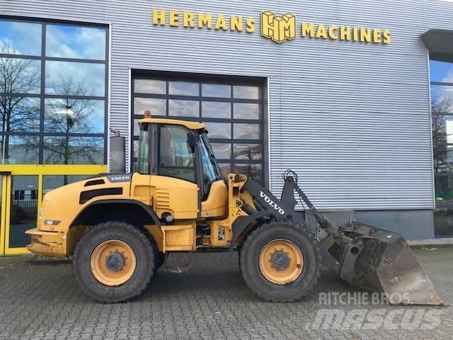 Volvo L 45 F Kolesni nakladalci