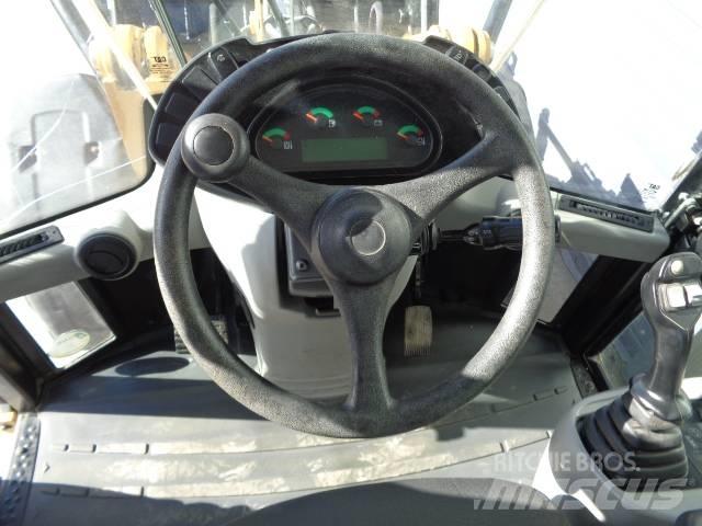 CAT 908M Kolesni nakladalci