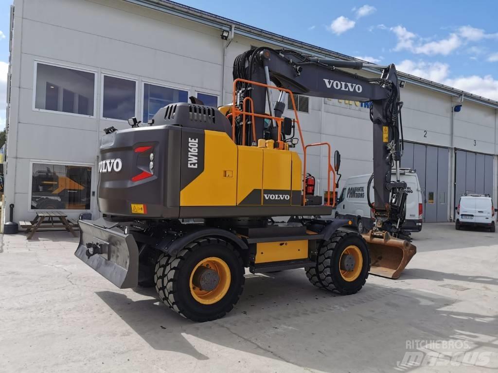 Volvo EW160E Bagri na kolesih