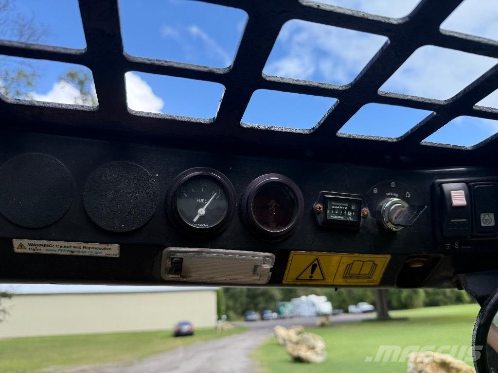 ASV RT 25 Skid steer mini nakladalci