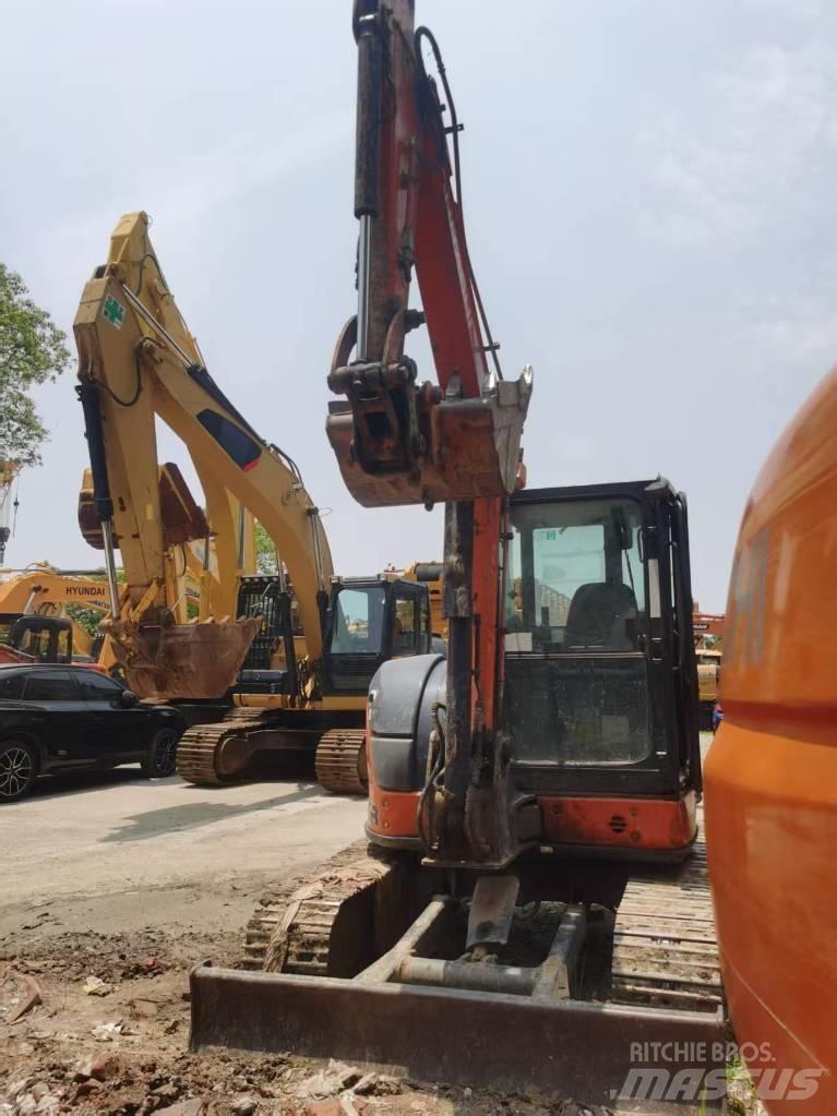 Hitachi ZX 55 Mini bagri <7t
