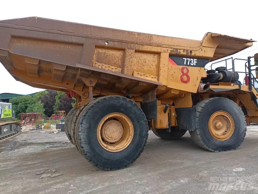 CAT 773 F Zglobni demperji