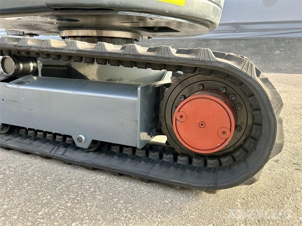 JPC HT25 HYTILLÄ Mini bagri <7t