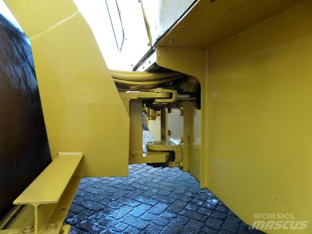 Bomag BW 211 AD Enojni valjarji