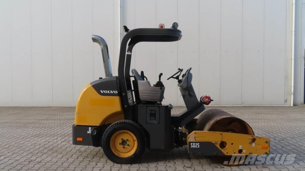 Volvo SD 25D Enojni valjarji