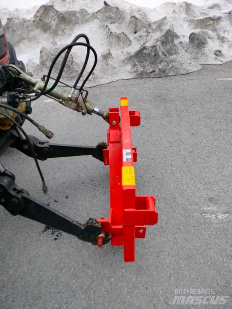Valtra Adapteri Traktorji