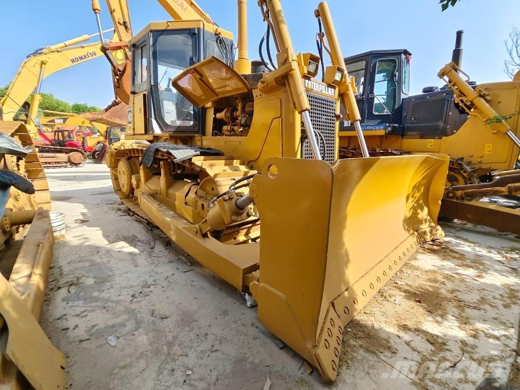 CAT D 7 G Grederji