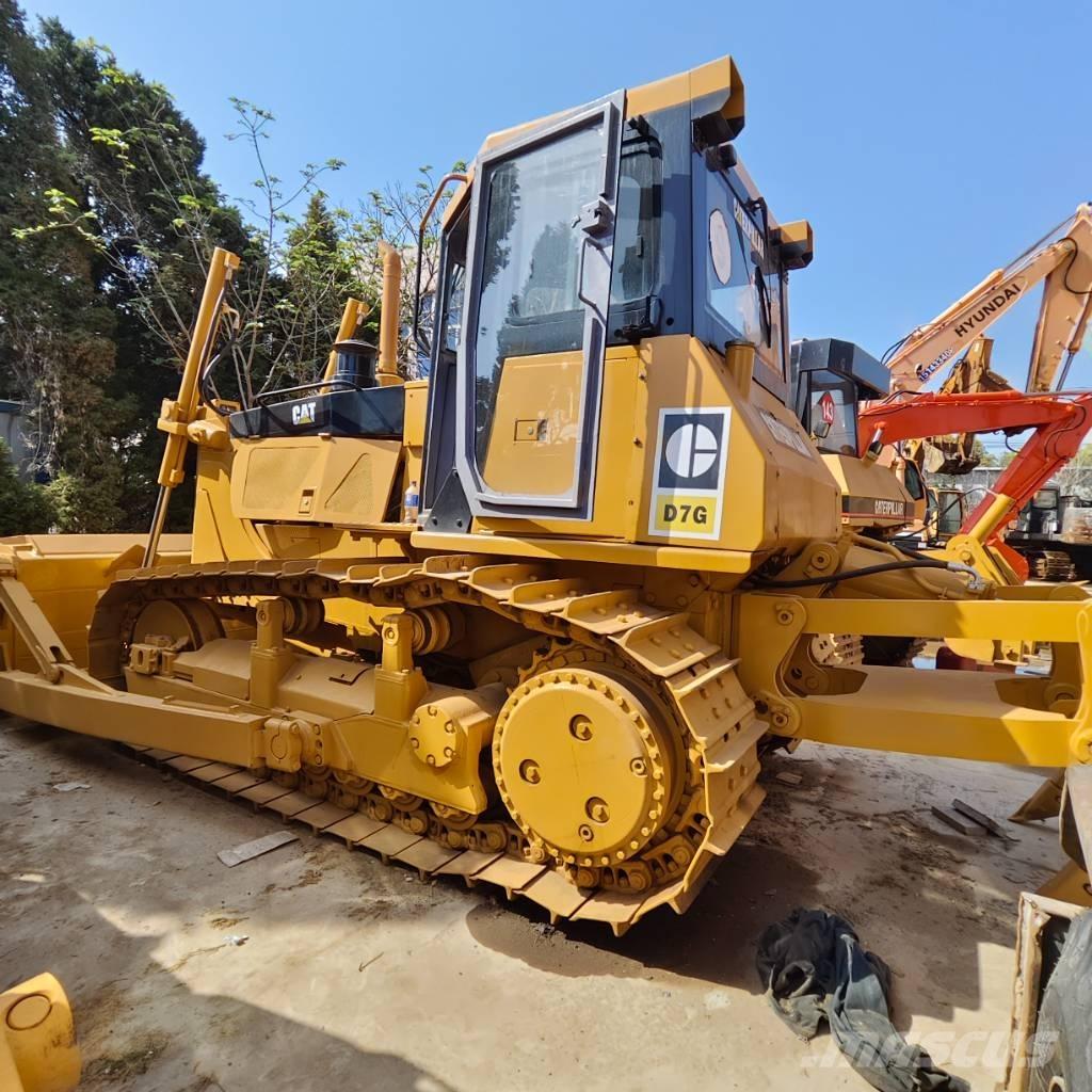 CAT D 7 G Grederji
