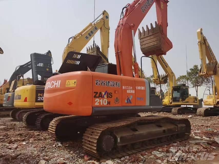 Hitachi ZX 210 Bagri goseničarji