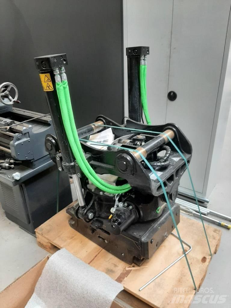 Steelwrist X26 S70 Bagri goseničarji