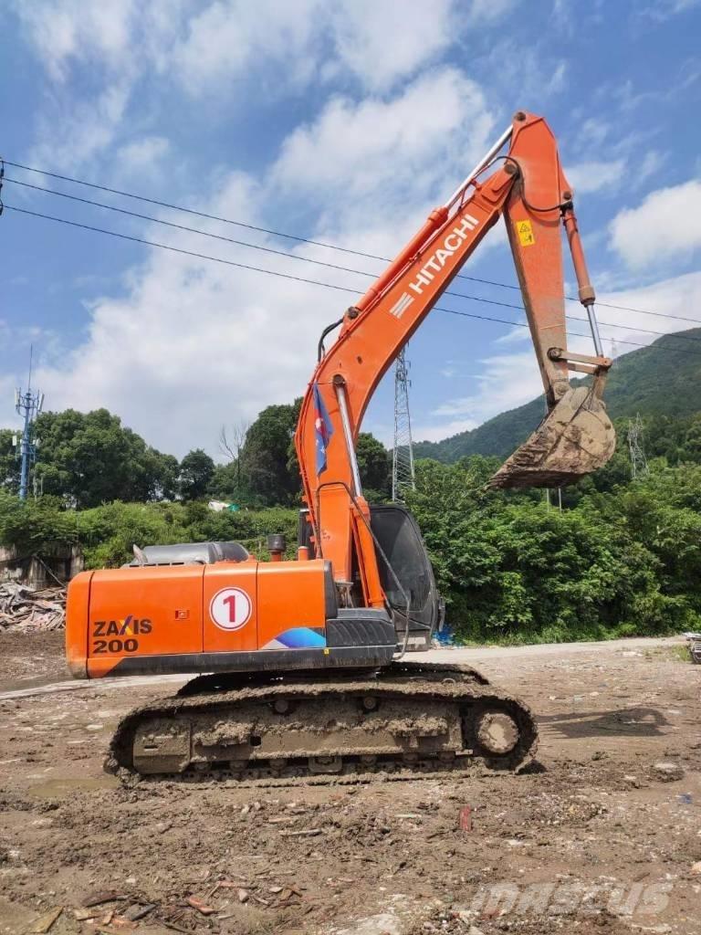 Hitachi EX 200-5 Bagri goseničarji