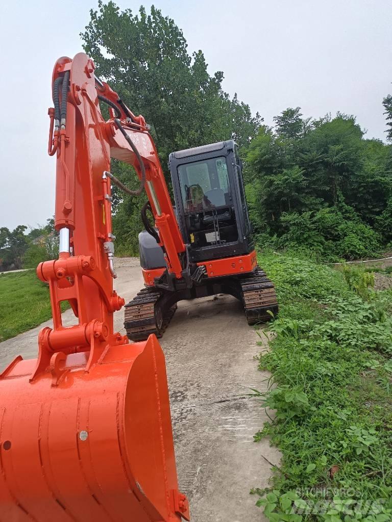Hitachi ZX50U Mini bagri <7t