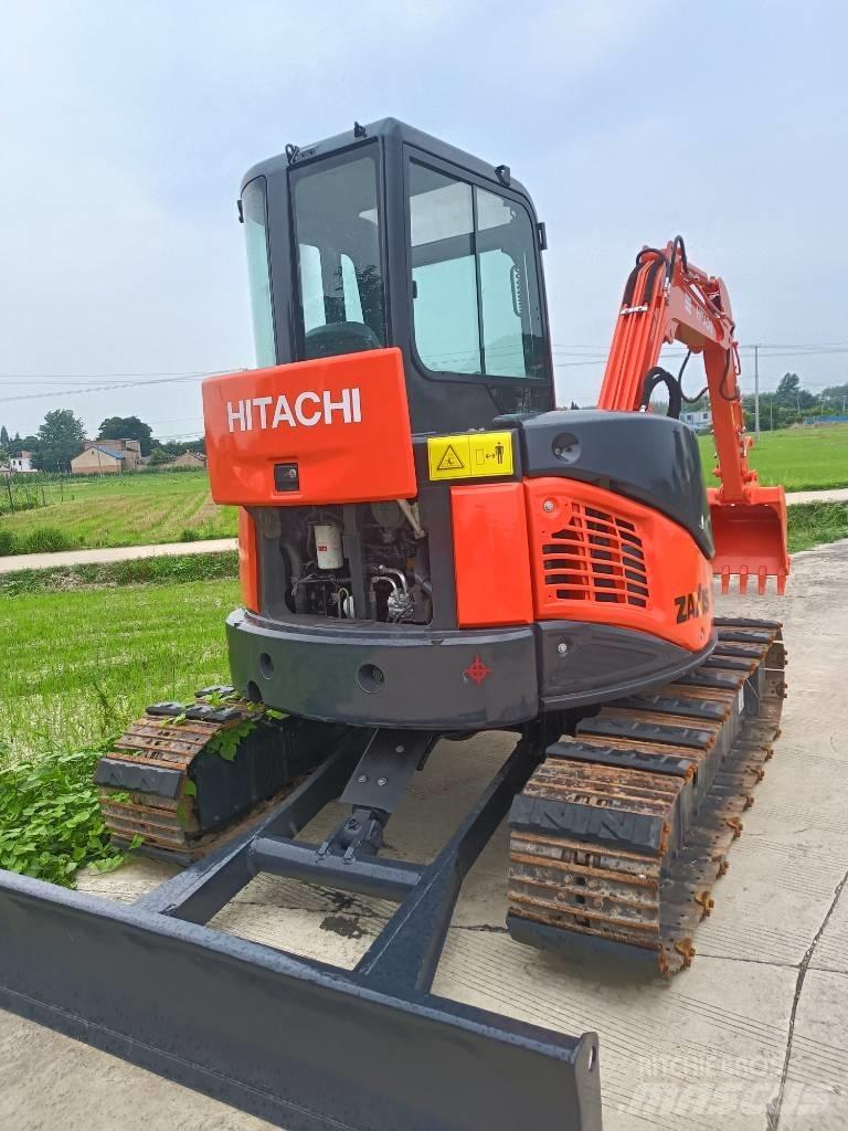 Hitachi ZX50U Mini bagri <7t
