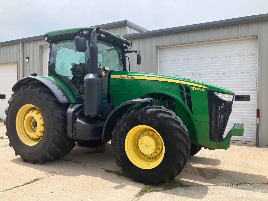 John Deere 8360 R Traktorji