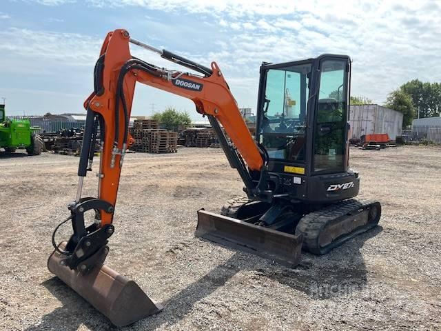 Doosan DX 27 Z Mini bagri <7t