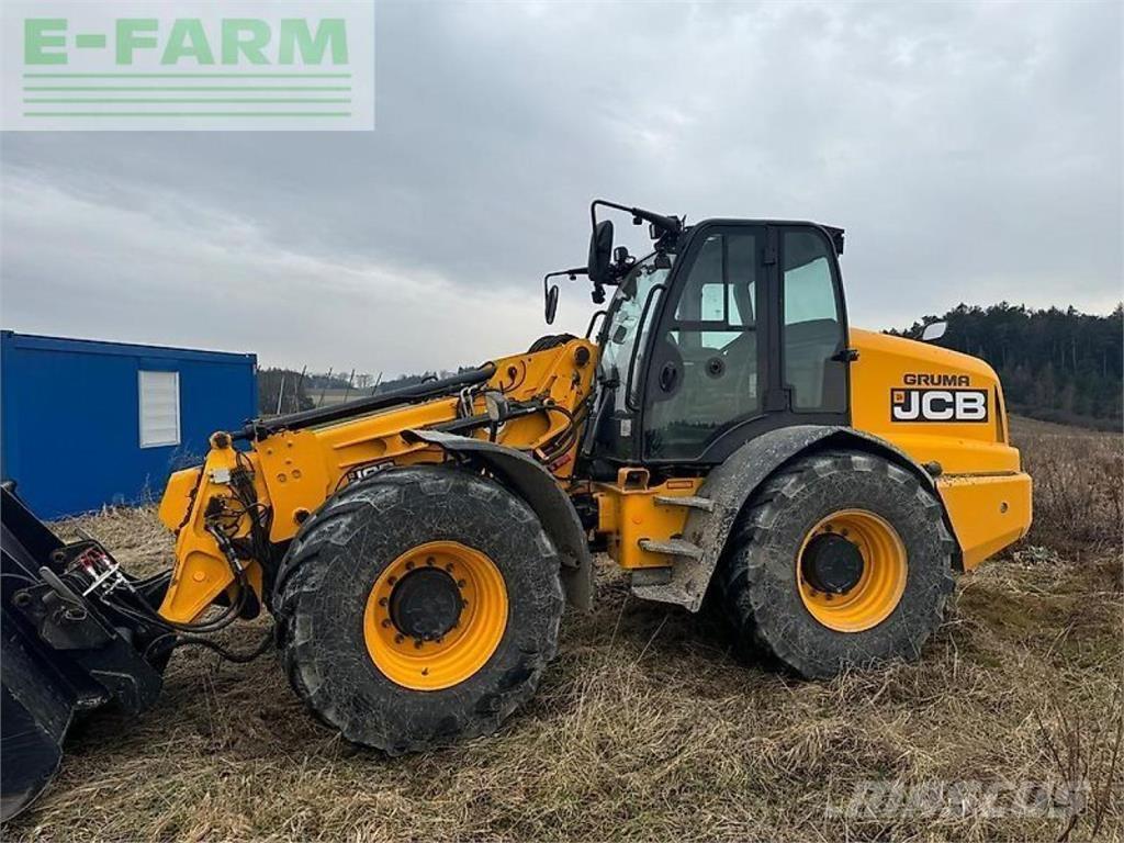 JCB tm 420 Kmetijski teleskopski nakladalci