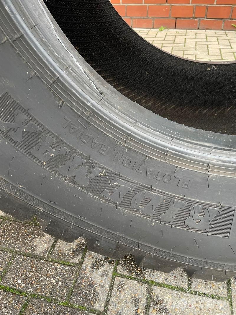 BKT 650/65R30,5 Gume, kolesa in platišča