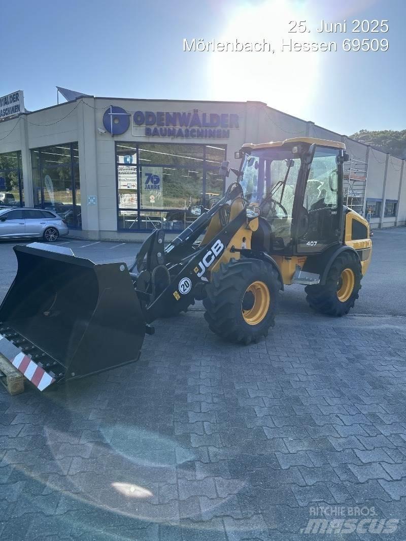 JCB 407 Kolesni nakladalci