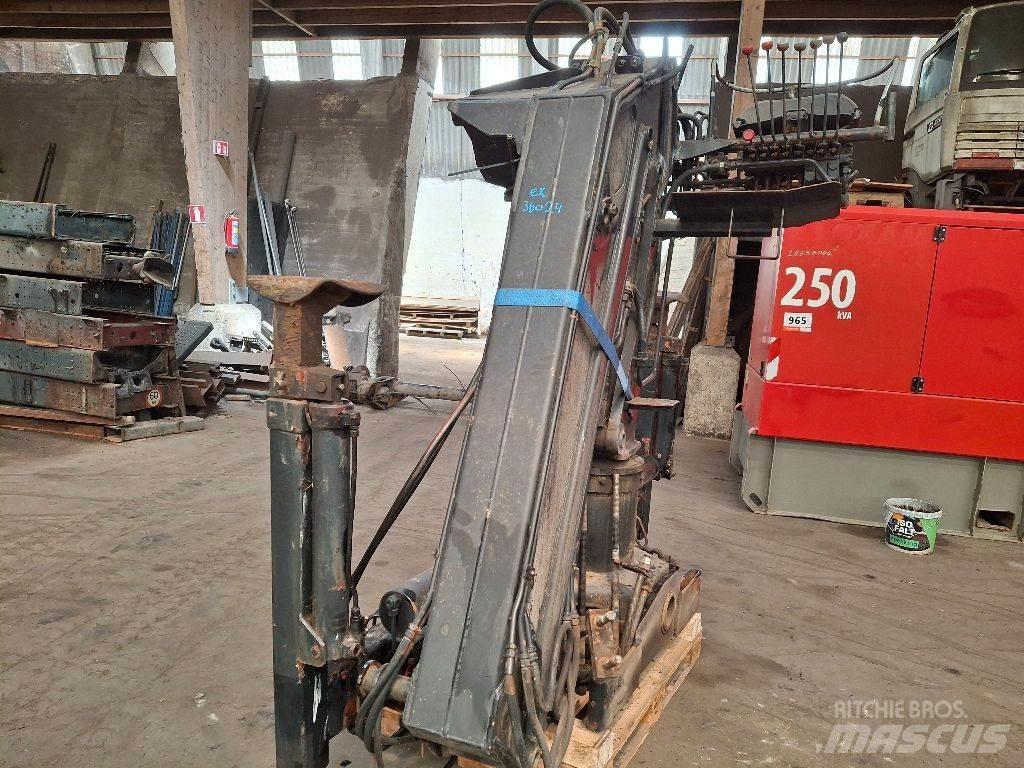 Atlas AK 4002 Paletna dvigala