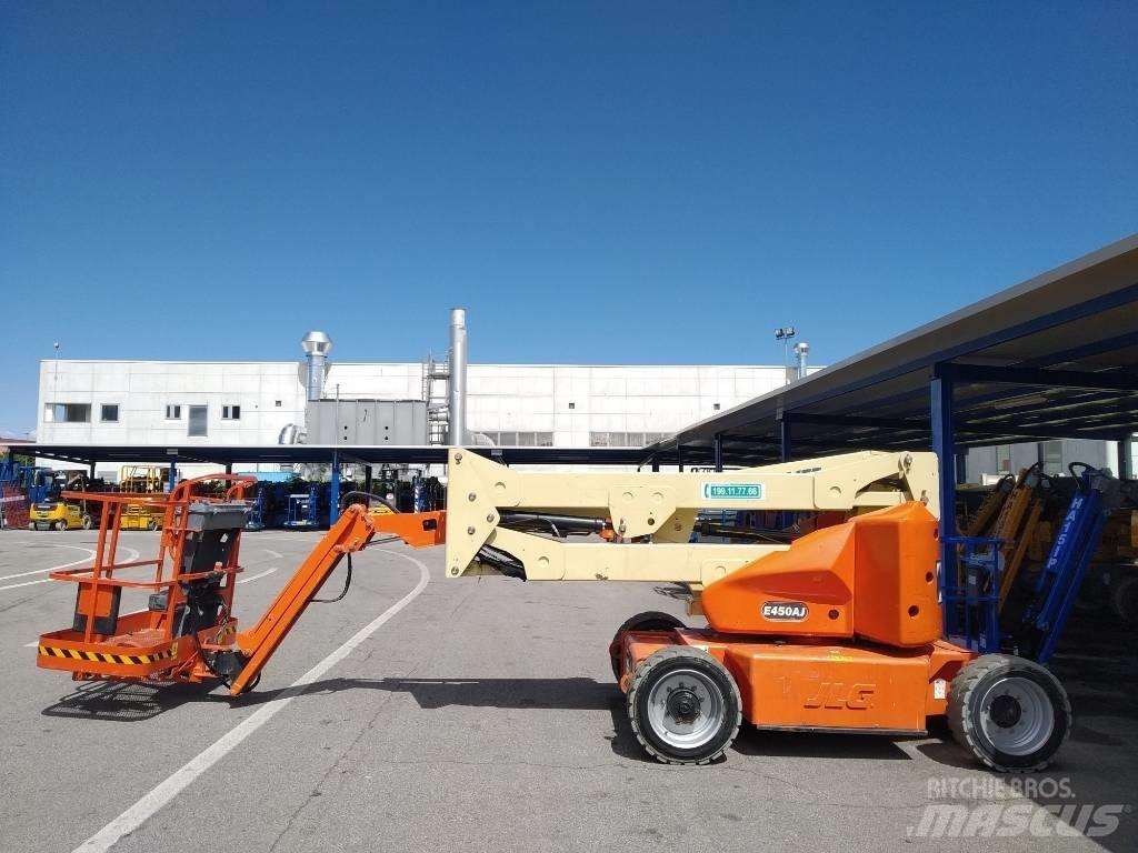 JLG E 450 AJ Zglobne dvižne ploščadi