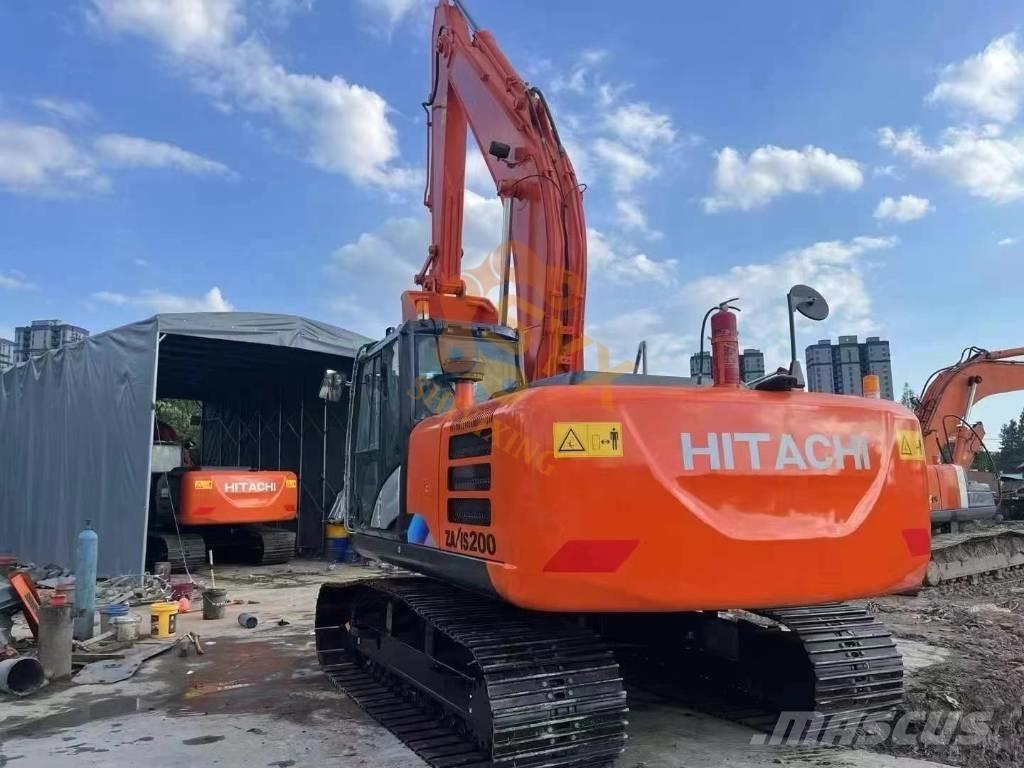 Hitachi ZX 200 Bagri goseničarji