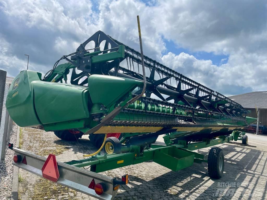 John Deere S 690 i Kombajni