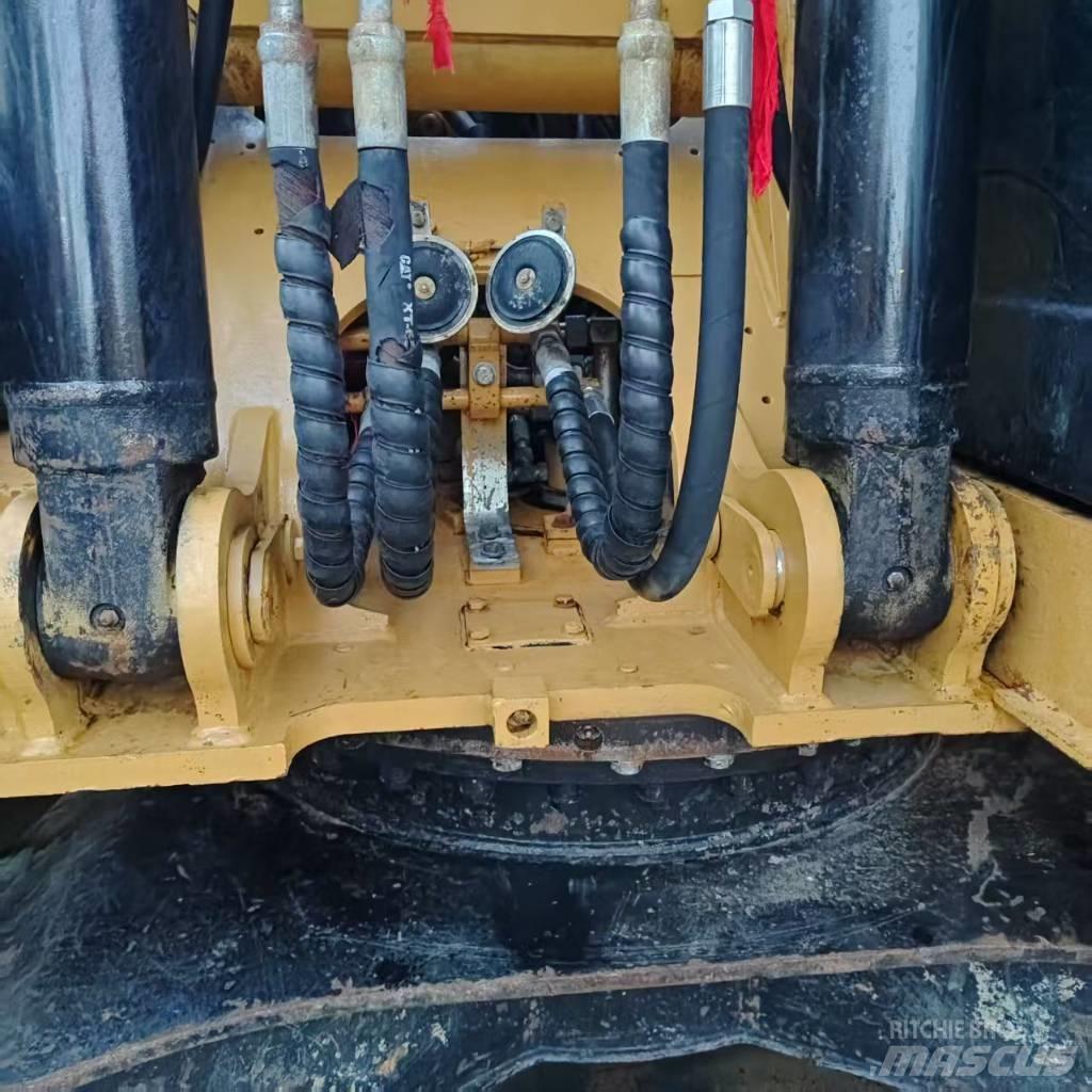 CAT 313 D Bagri goseničarji