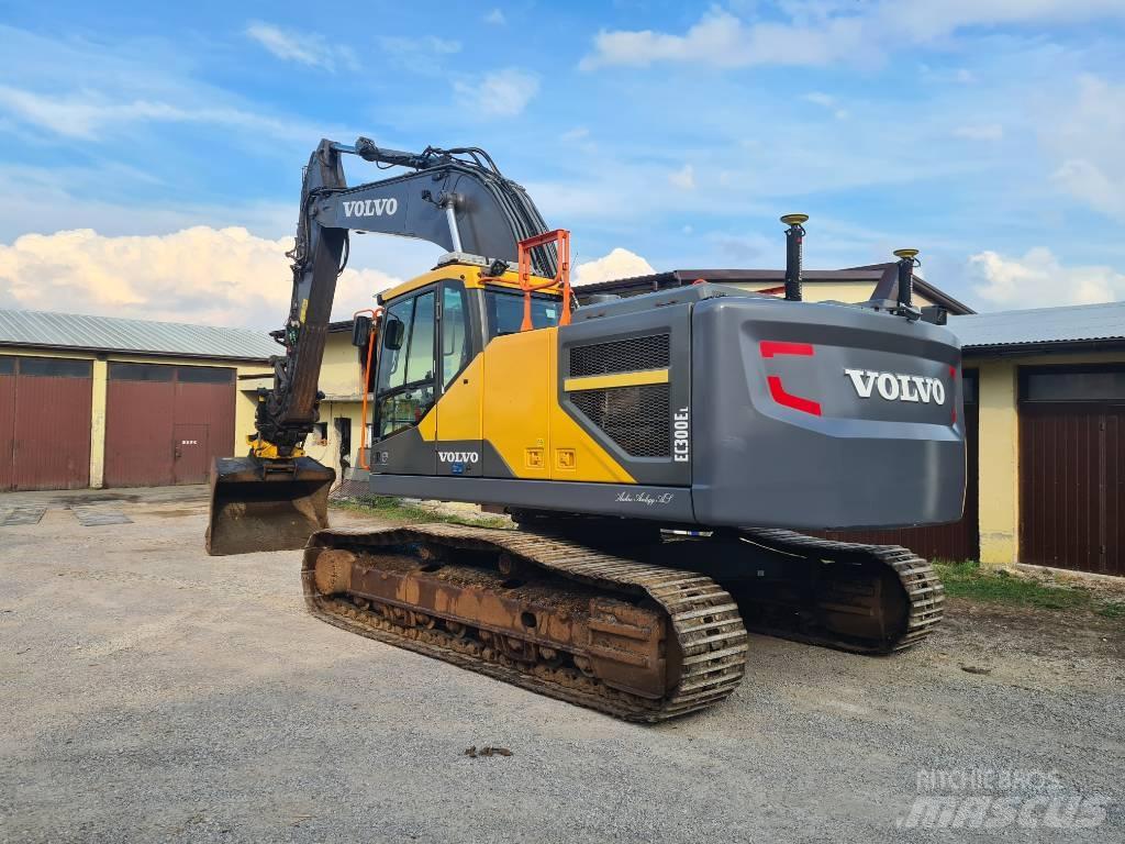 CAT 320 FL Bagri goseničarji